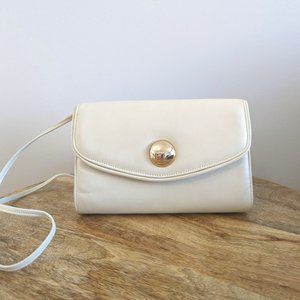 Vintage White and Gold Purse